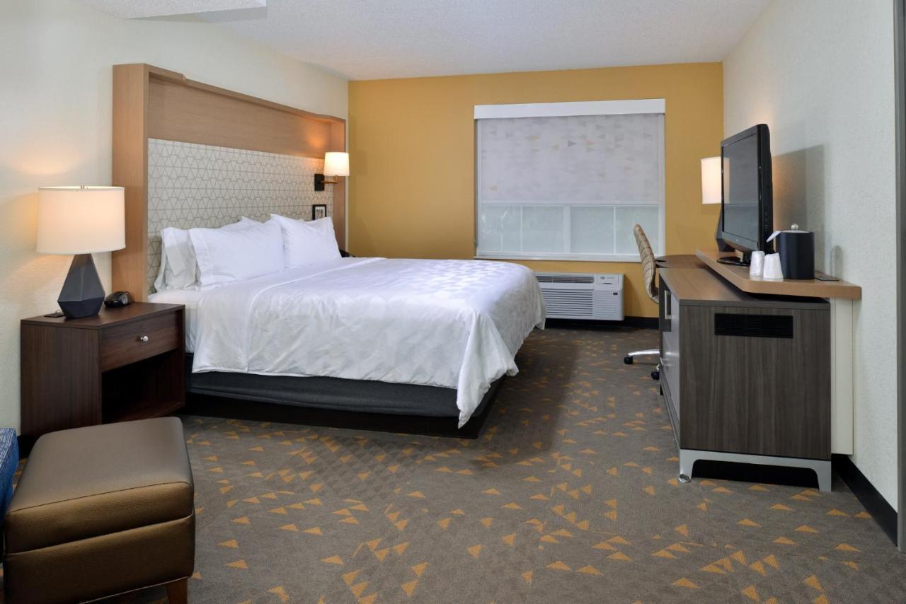 Holiday Inn Hotel & Suites Overland Park-Convention Center By Ihg מראה חיצוני תמונה