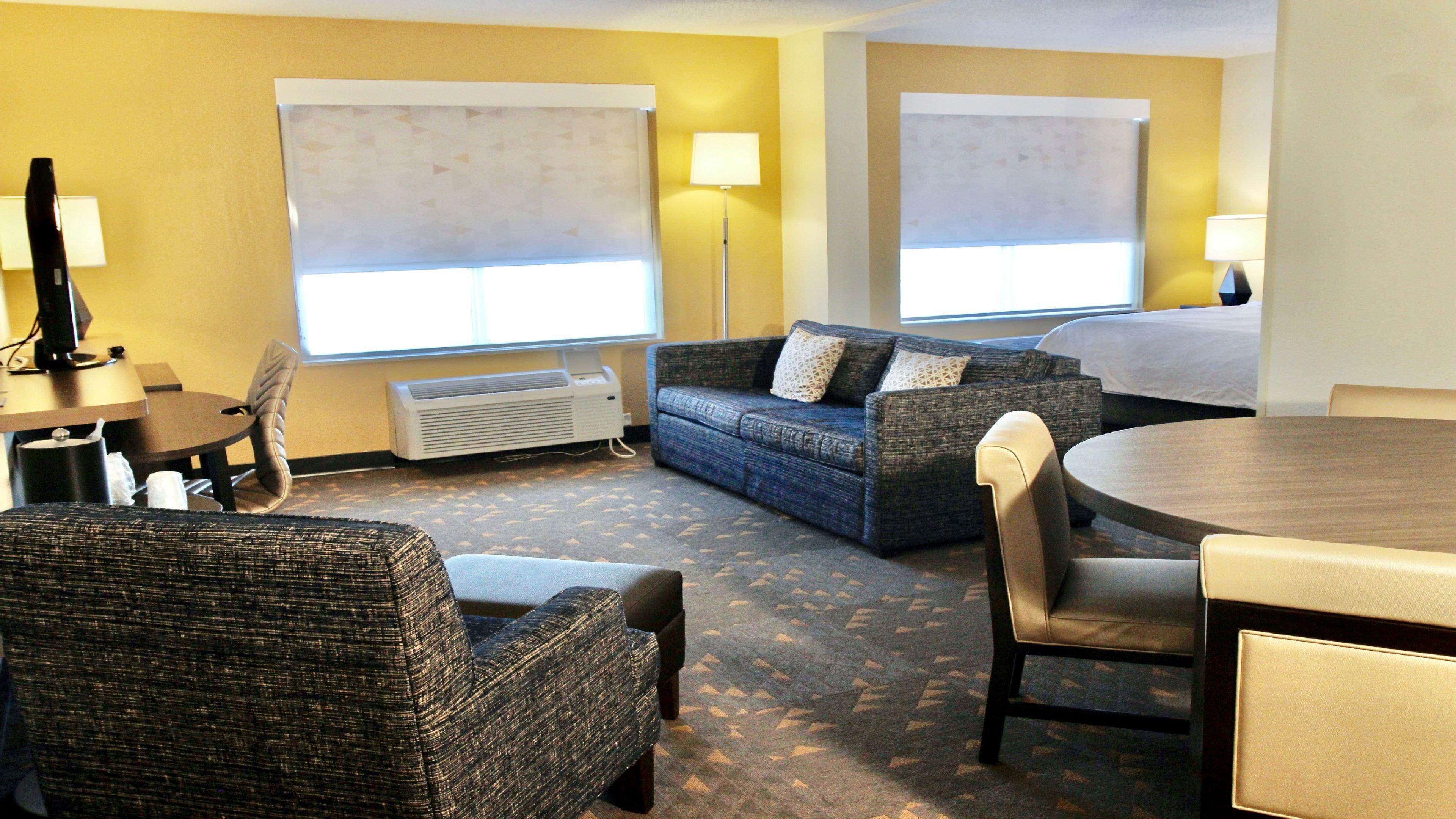 Holiday Inn Hotel & Suites Overland Park-Convention Center By Ihg מראה חיצוני תמונה