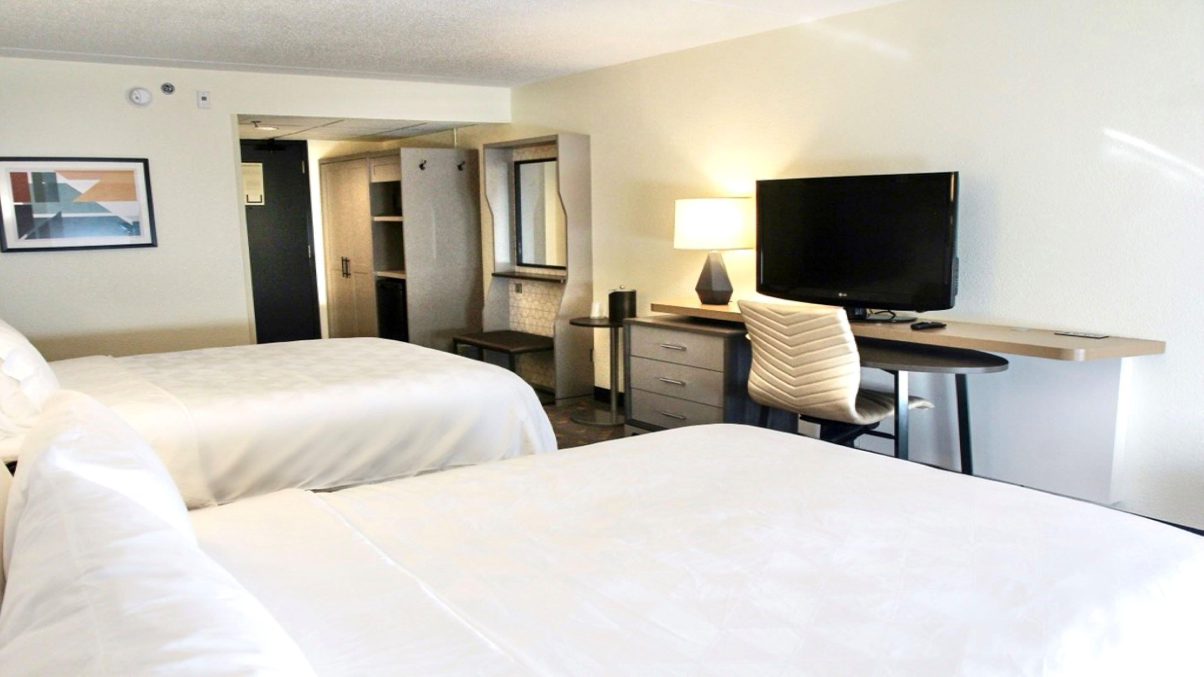 Holiday Inn Hotel & Suites Overland Park-Convention Center By Ihg מראה חיצוני תמונה