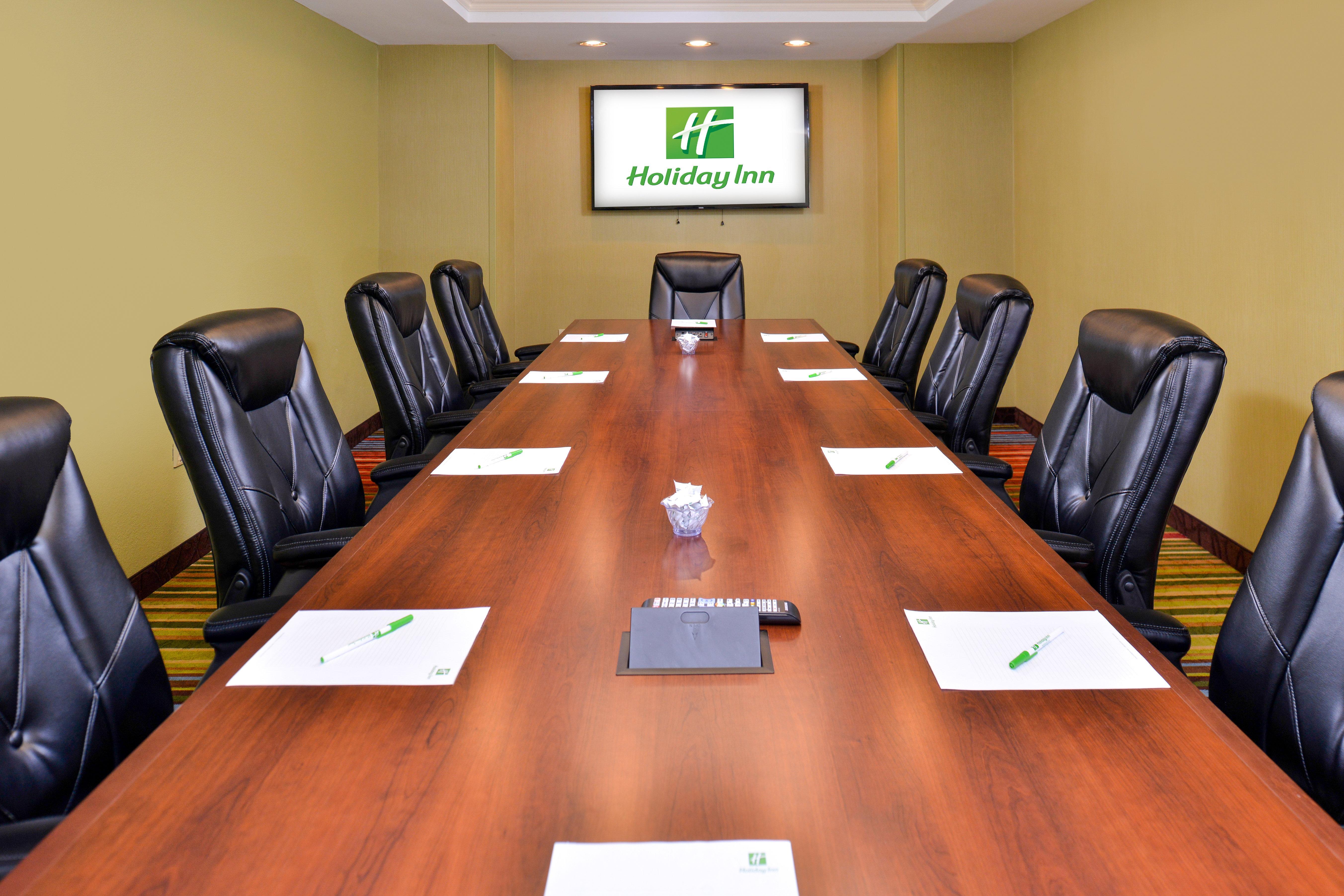 Holiday Inn Hotel & Suites Overland Park-Convention Center By Ihg מראה חיצוני תמונה