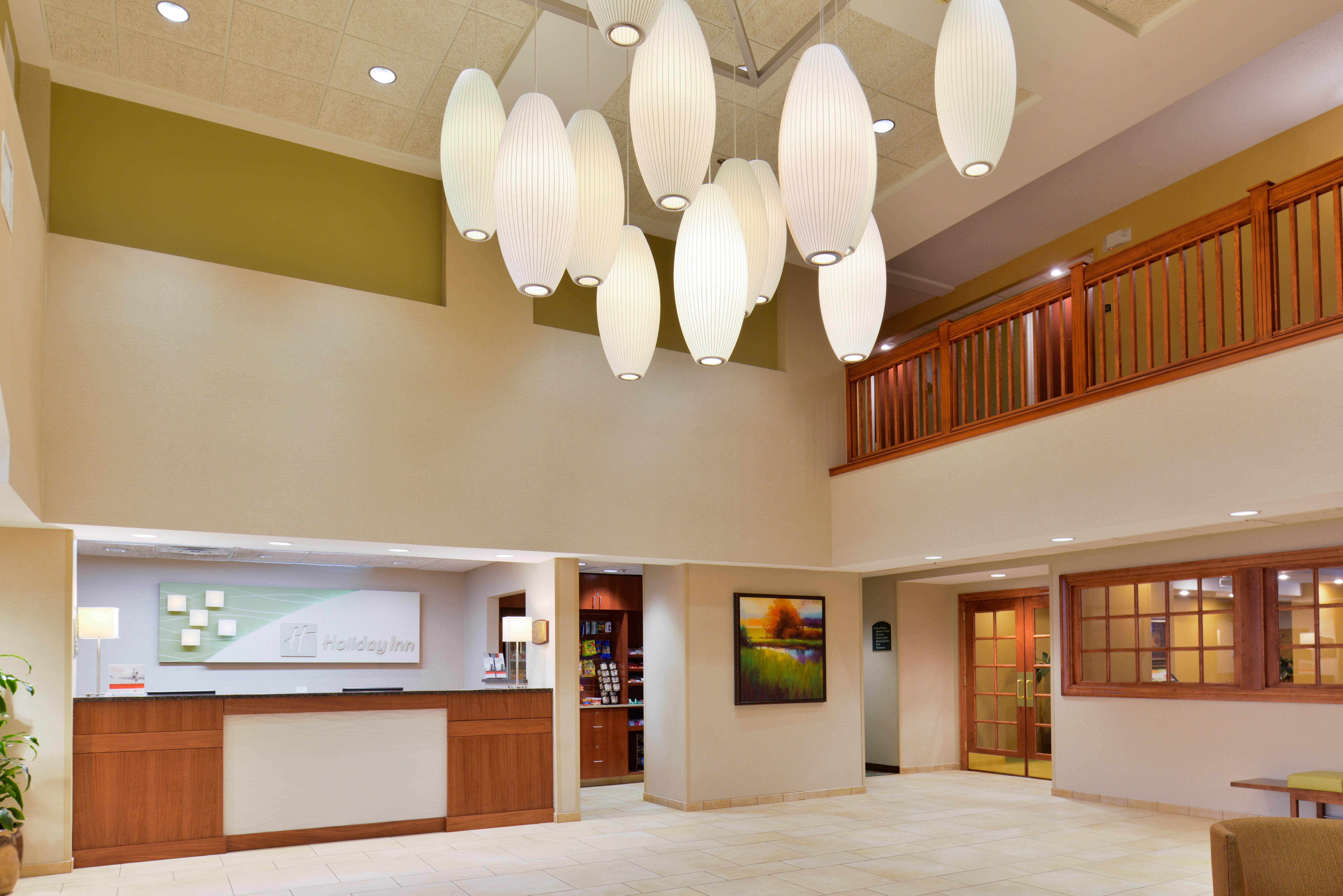 Holiday Inn Hotel & Suites Overland Park-Convention Center By Ihg מראה חיצוני תמונה