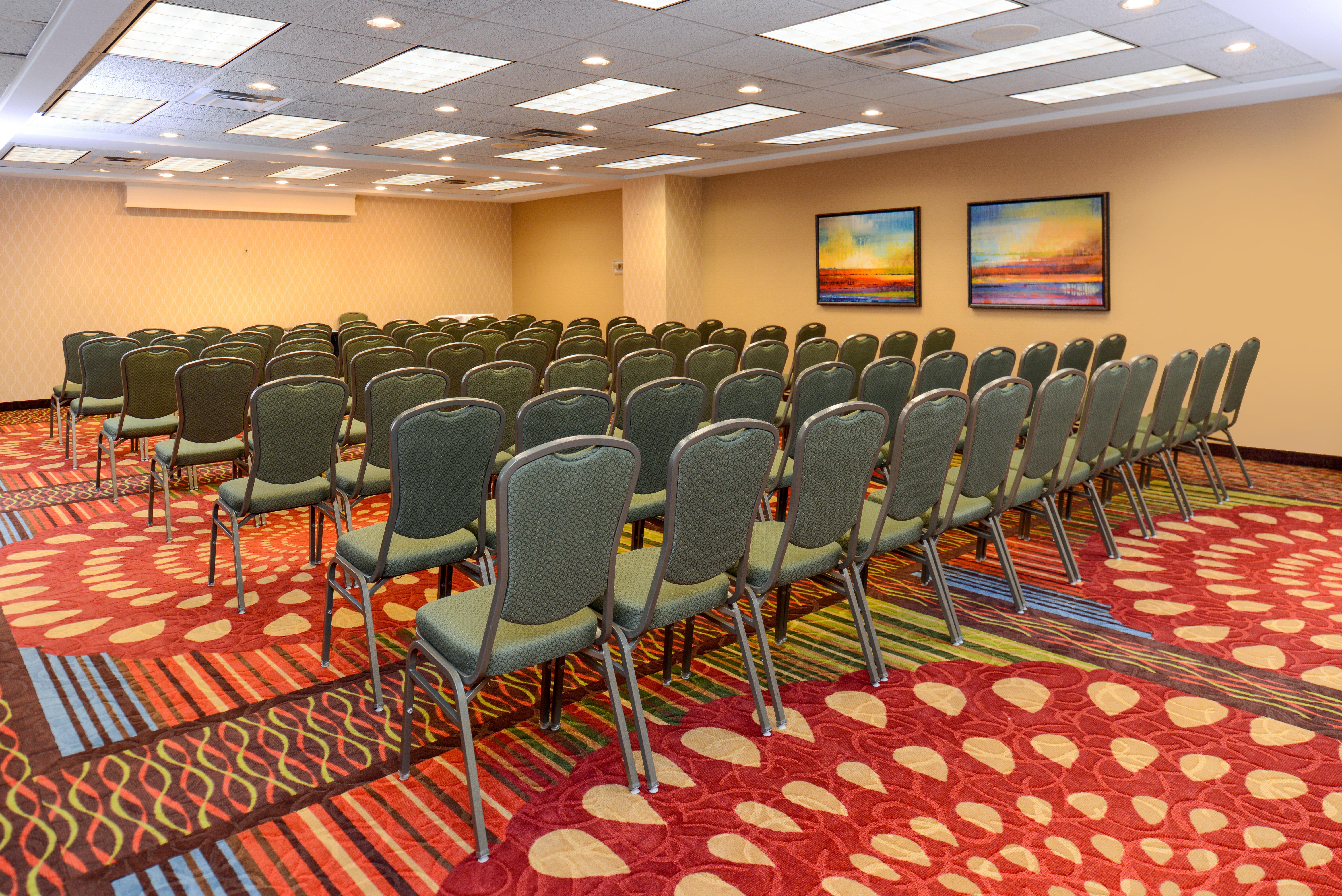 Holiday Inn Hotel & Suites Overland Park-Convention Center By Ihg מראה חיצוני תמונה
